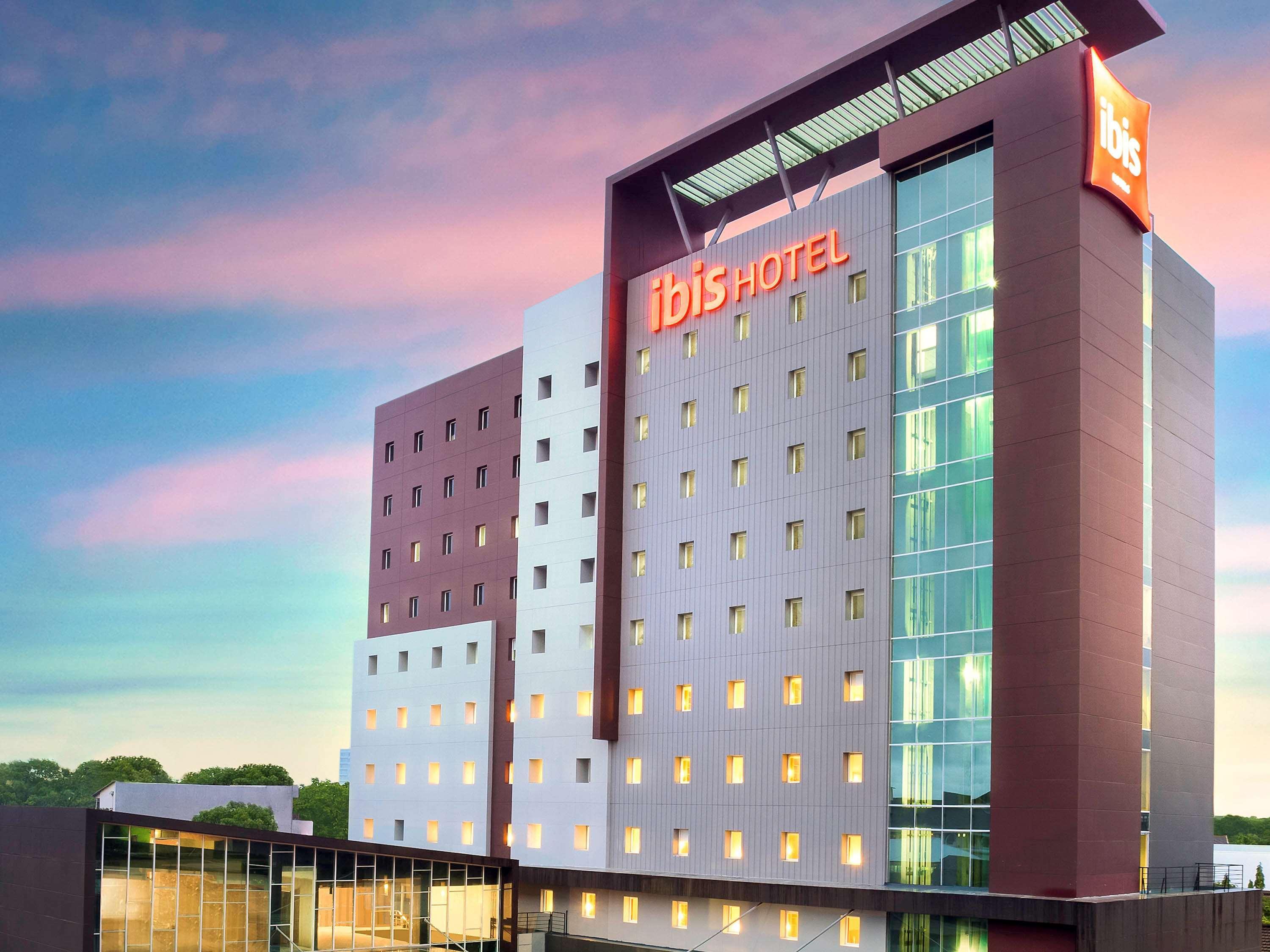 Ibis Makassar City Center Εξωτερικό φωτογραφία