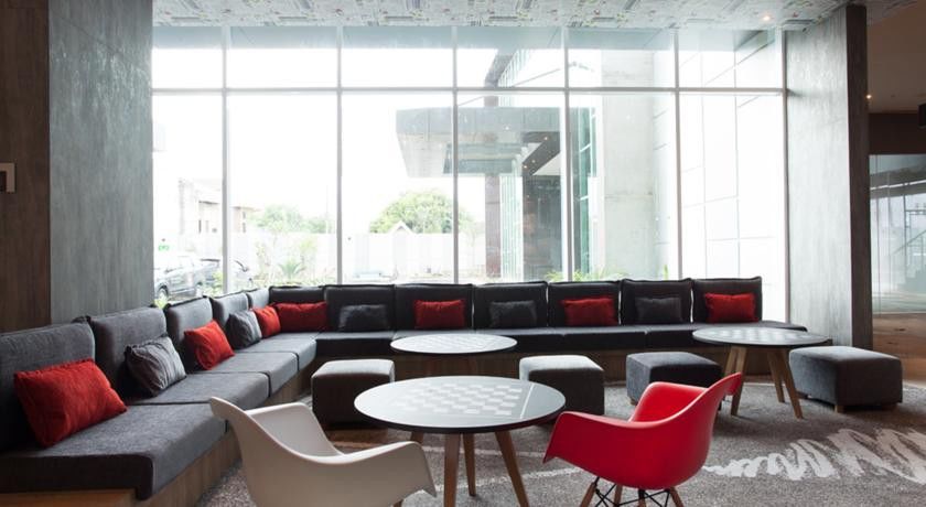 Ibis Makassar City Center Εξωτερικό φωτογραφία