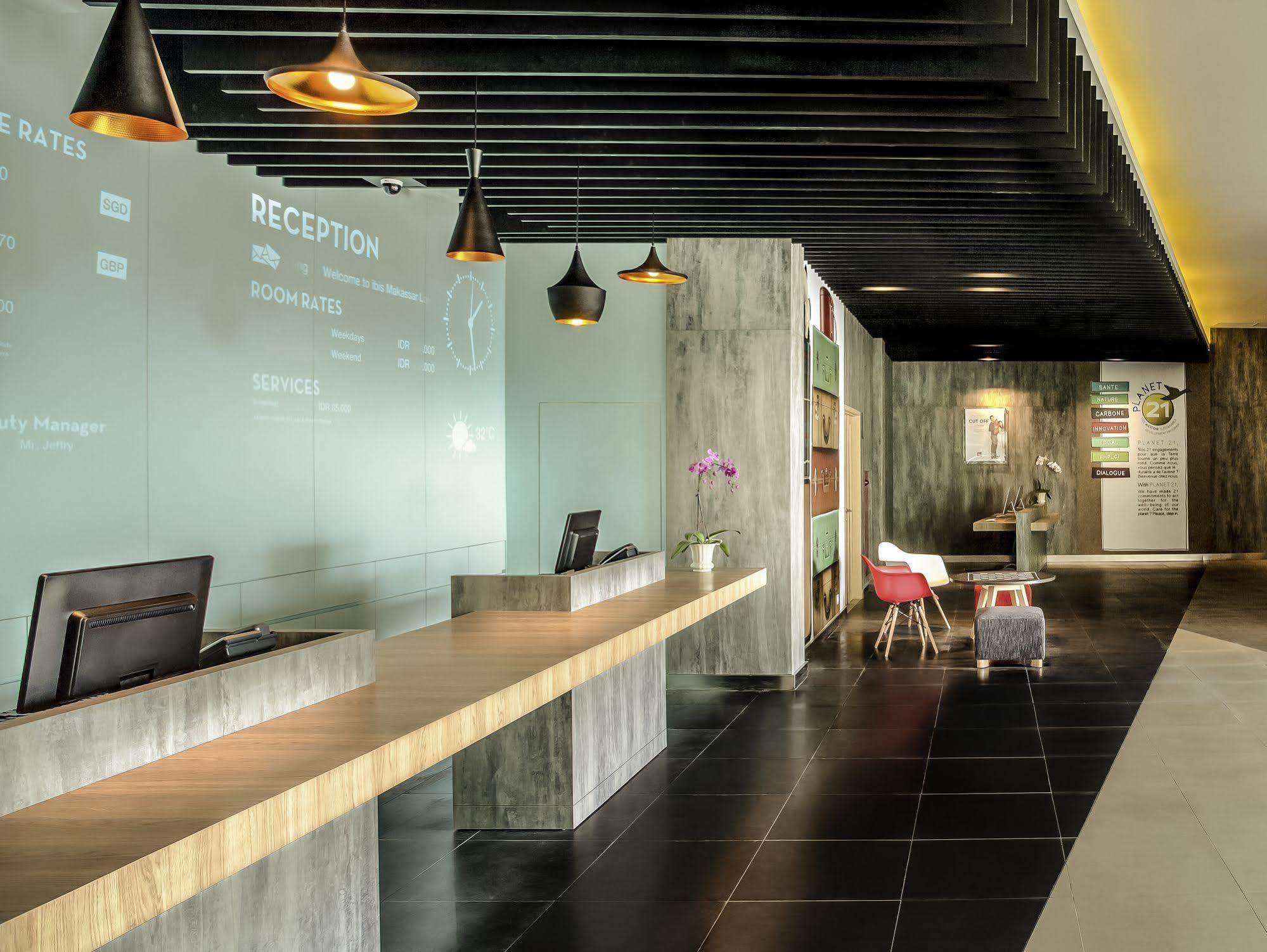 Ibis Makassar City Center Εξωτερικό φωτογραφία