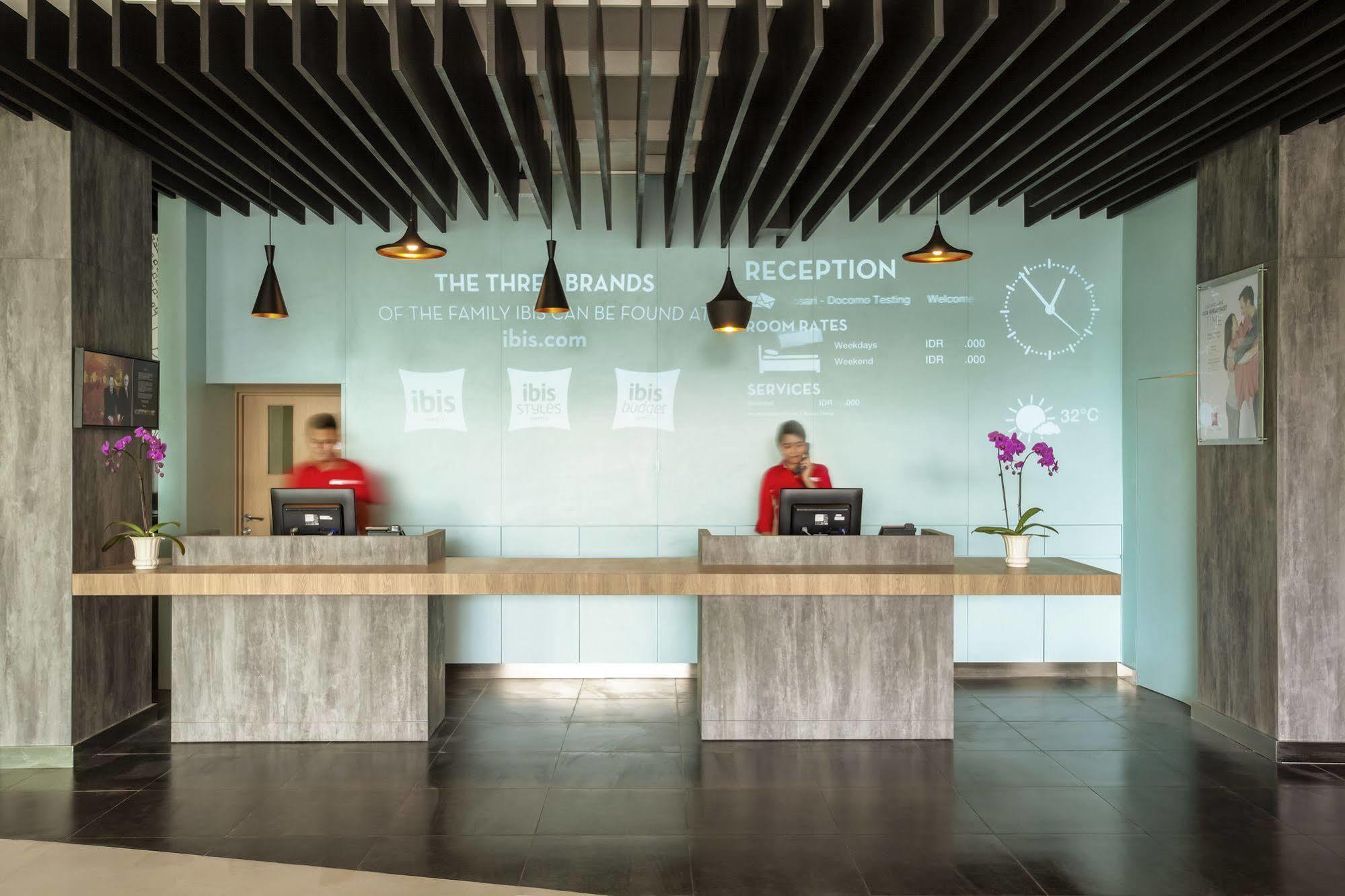 Ibis Makassar City Center Εξωτερικό φωτογραφία